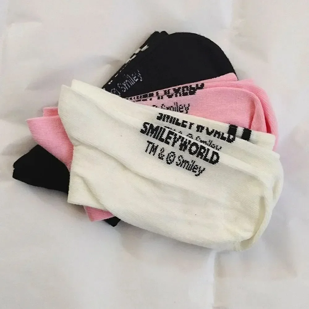 $9💥 Smiley World 3 Pairs Girl's Crew Socks NWOT Pink White Black Girly Floral